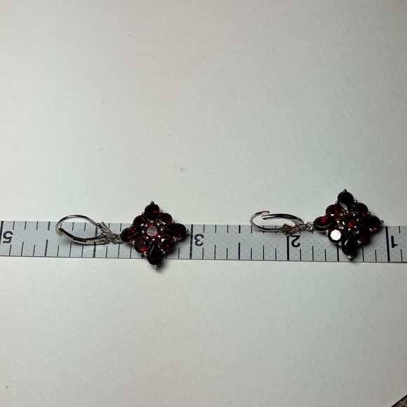 Earrings Mozambique Garnet set in Sterling Silver - Picture 4 of 4